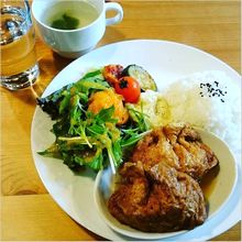 人気の食事メニュー