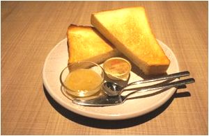 厚切りトーストモーニング